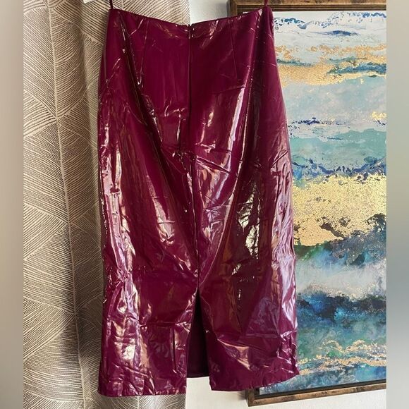 Do + Be New, mid-calf latex effect skirts - Picture 12 of 13